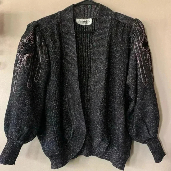 Maeja I M - Picture 1 of 13